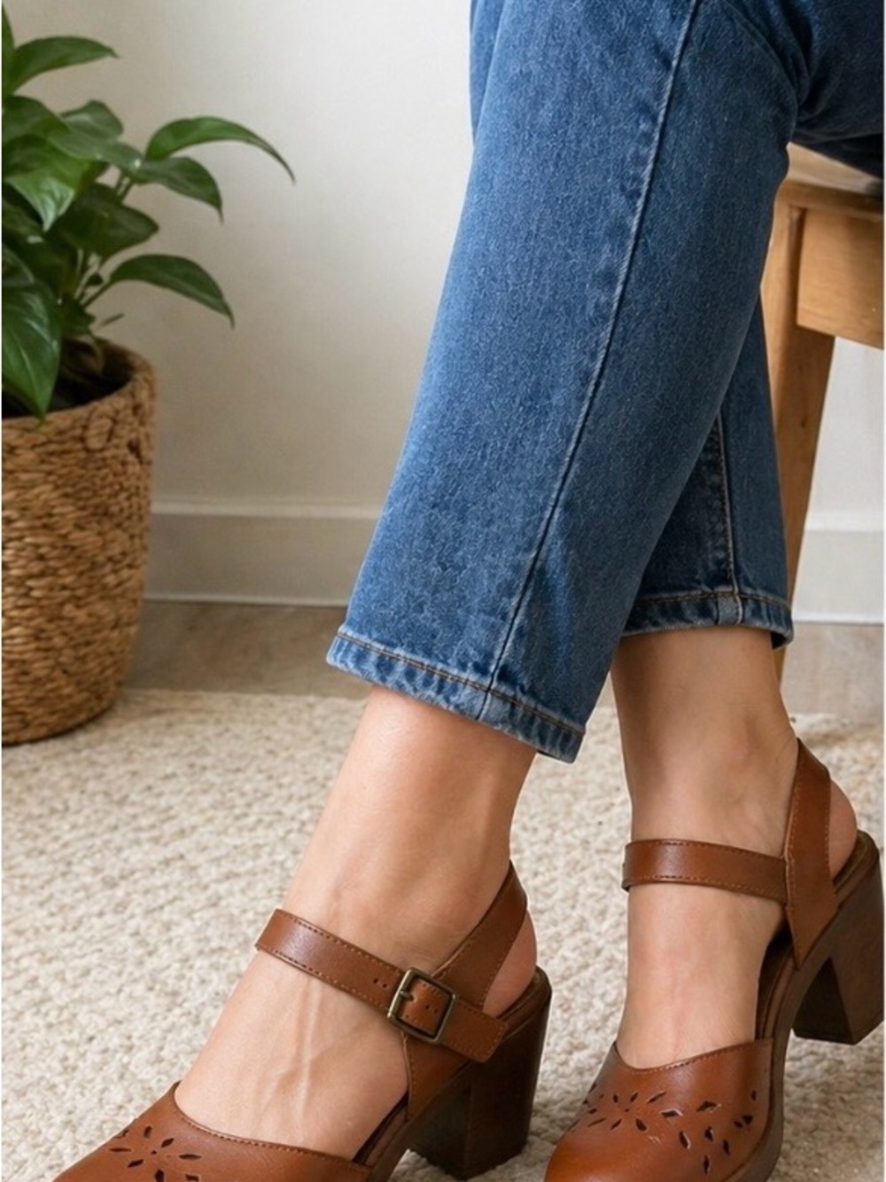 BOC Leather Look Brown Mary Jane Clogs 11M Womens Comfort Work Casual Shoes